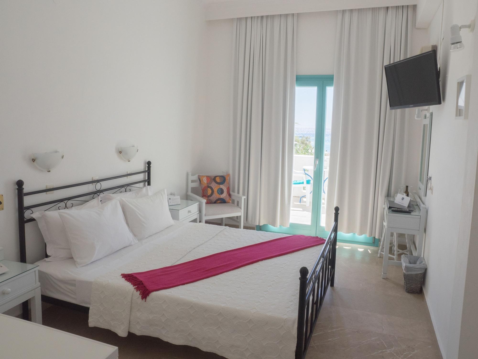 Amaryllis Beach Hotel Chrisi Akti  Esterno foto