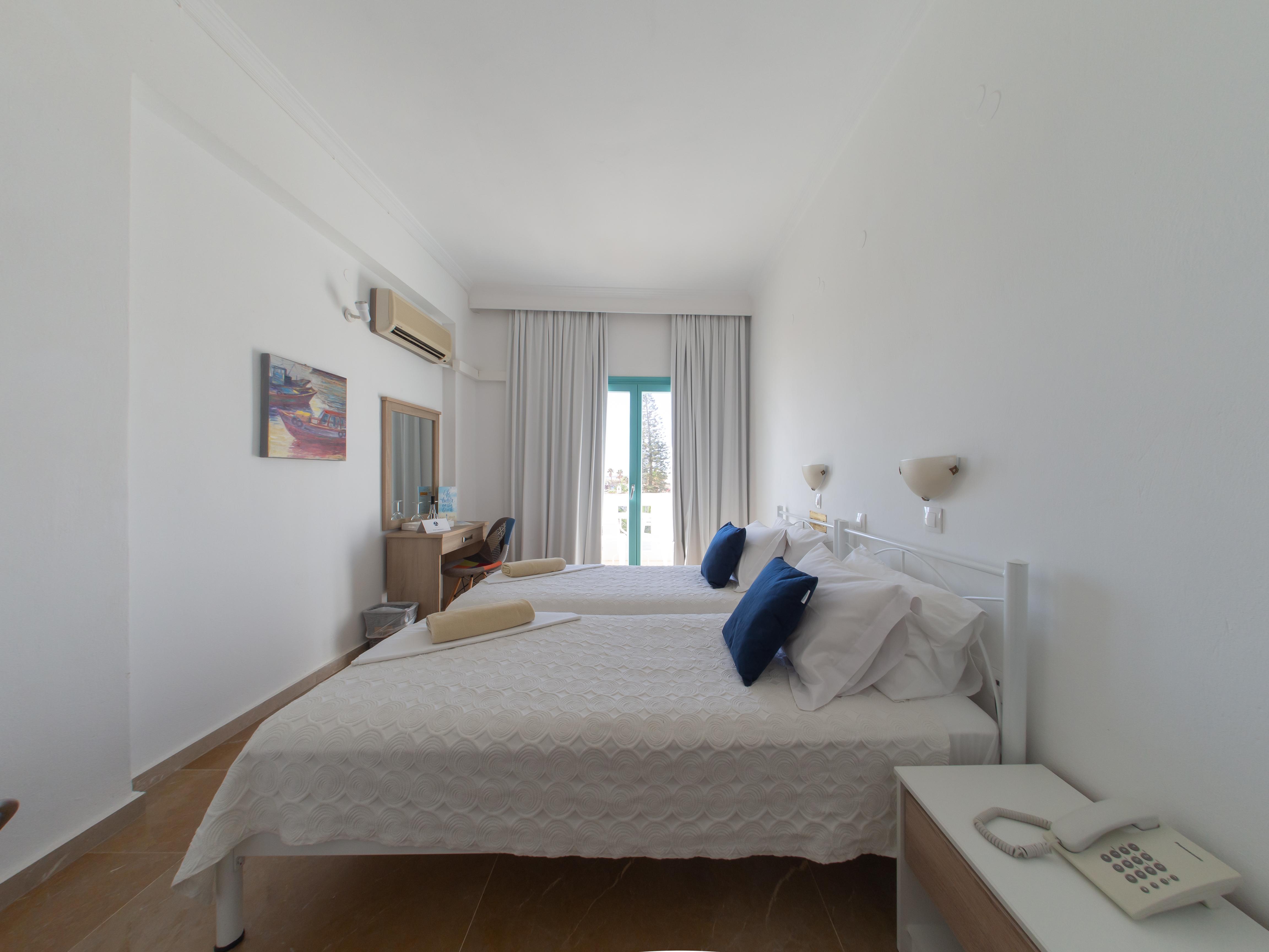 Amaryllis Beach Hotel Chrisi Akti  Esterno foto